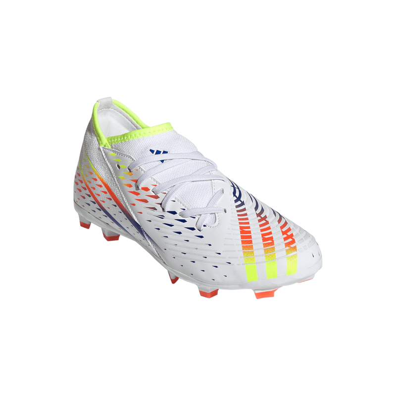 Tacos-de-Futbol-Predator-Edge.3-cesped-natural-seco