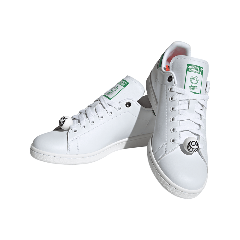 Zapatilla-Stan-Smith-x-Andre-Saraiva