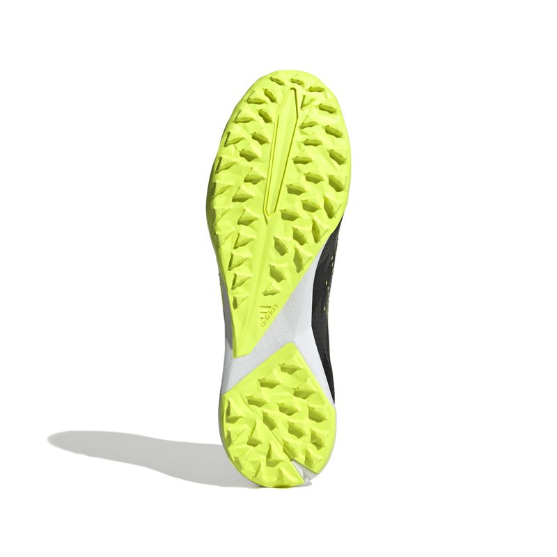 PREDATOR-ACCURACY.3-Football-boots-Turf