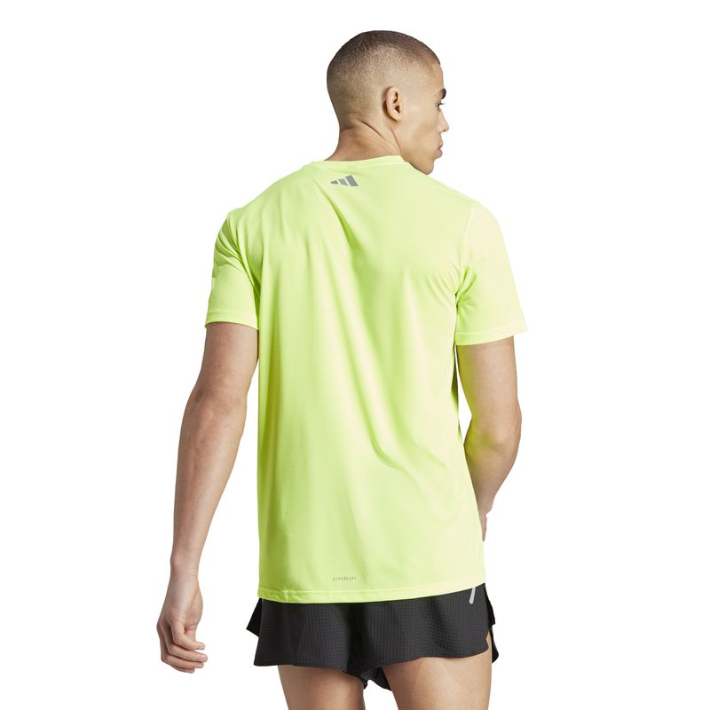 Camiseta-Brand-Love