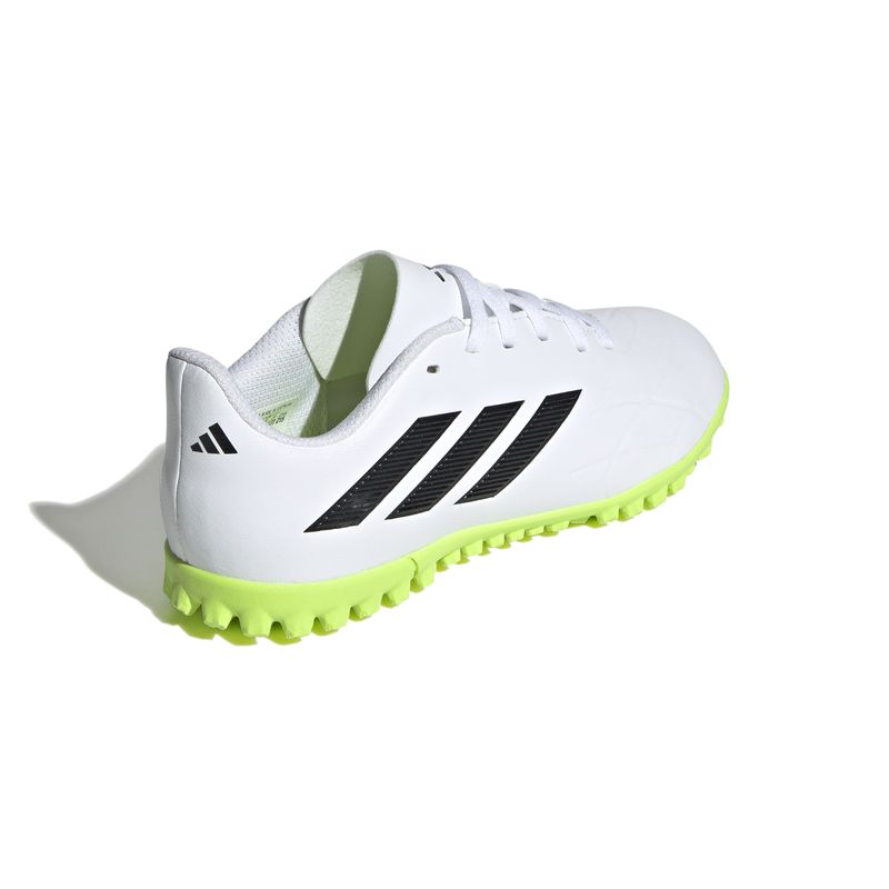 Zapatilla-de-futbol-Copa-Pure-II.4-moqueta