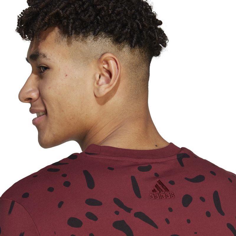 Camiseta-Essentials-Single-Jersey-Big-Logo-Allover-Print-