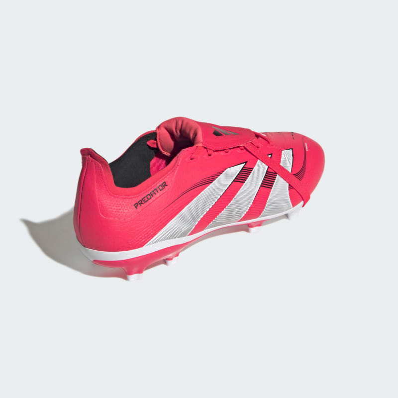 ID1319_11_FOOTWEAR_PREDATOR