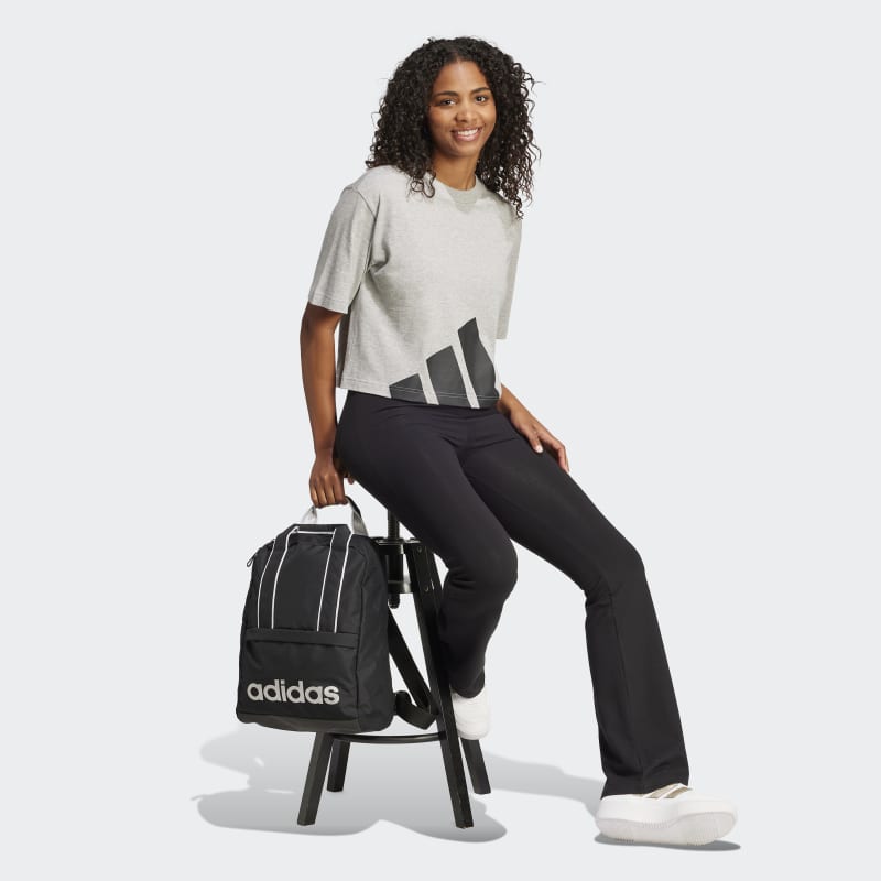 JG8738_5_APPAREL_On-Model_Walking-View_grey.jpg