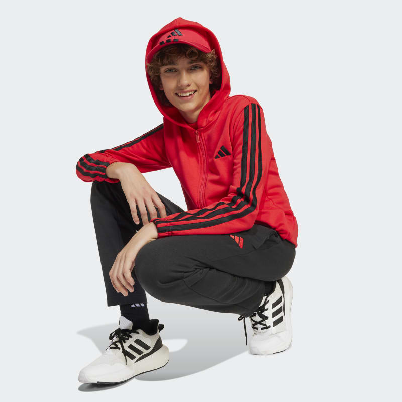 JP0387_4_HARDWARE_On-Model_Standard-Outfit-View_grey.jpg