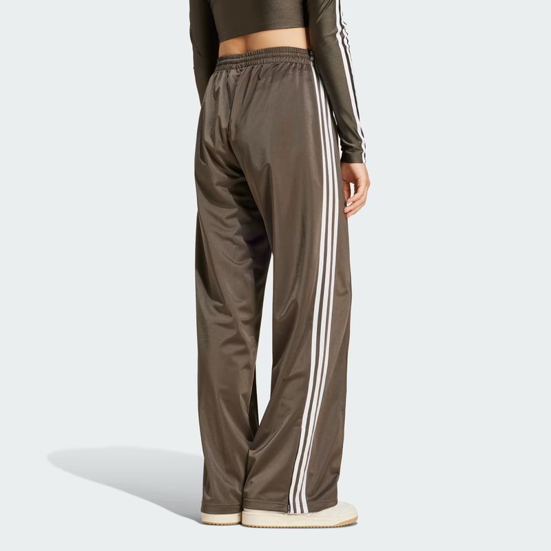 Pants_deportivos_Firebird_Holgado_Verde_IY4721_23_hover_model.jpg