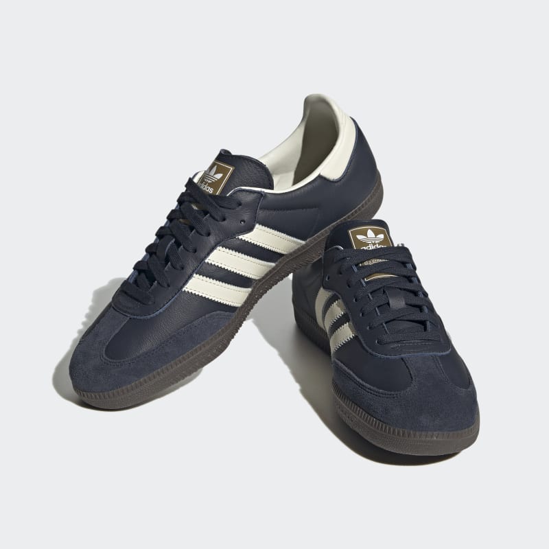 ID2056_6_FOOTWEAR_Photography_Front-Lateral-Top-View_grey.jpg