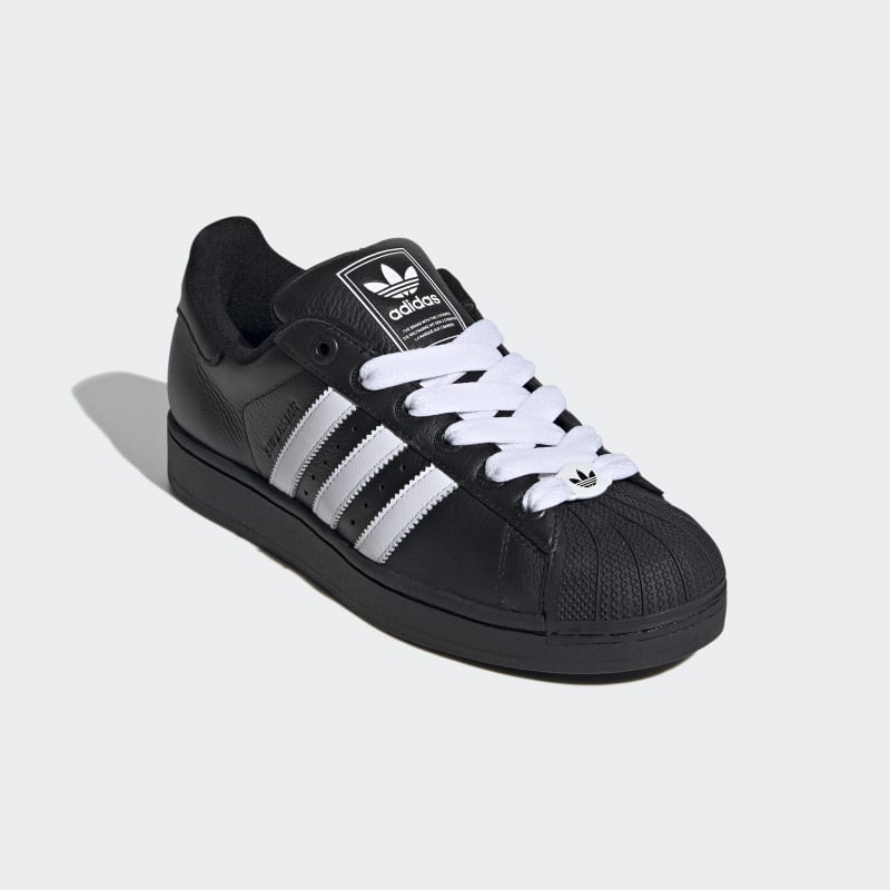 JI3538_6_FOOTWEAR_Photography_Front Lateral Top View_grey.jpg