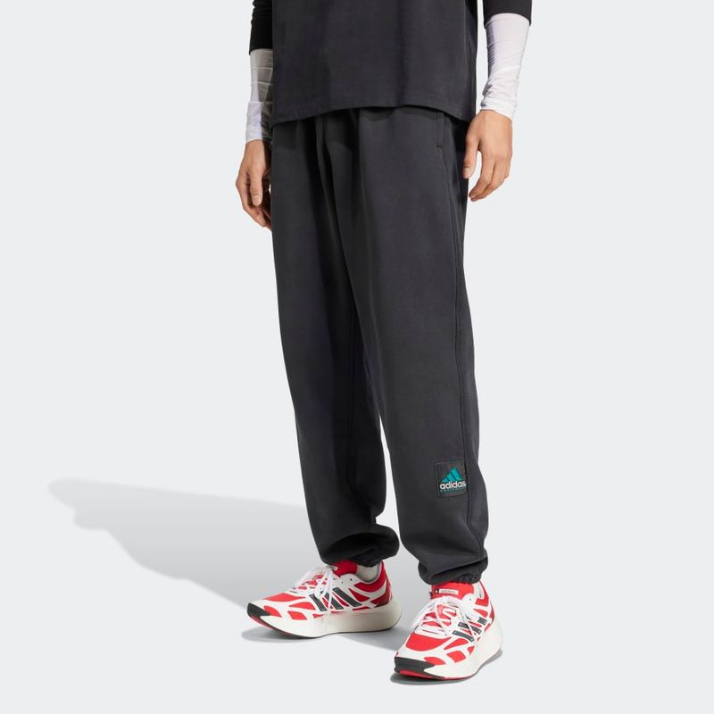 JC8224_2_APPAREL_On Model_Standard View_grey.jpg