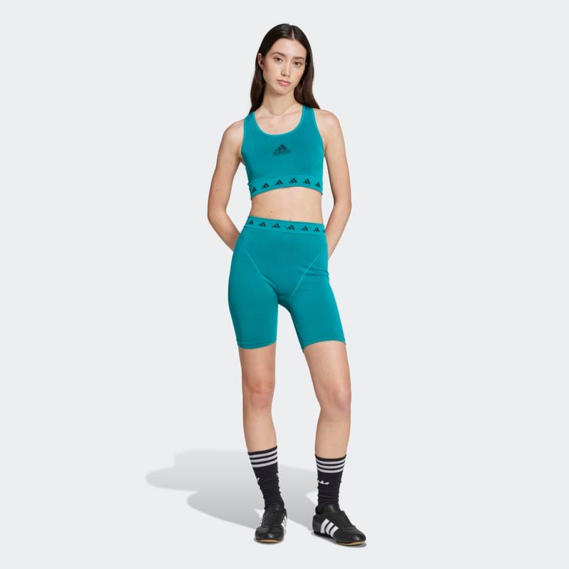 JJ0296_4_APPAREL_On Model_Walking View_grey.jpg