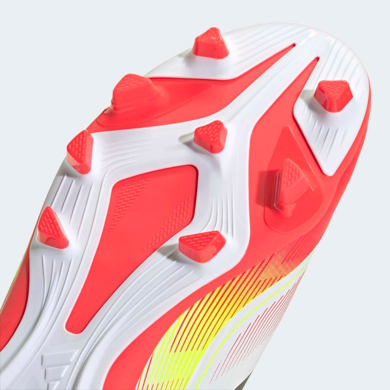 IE1309_8_FOOTWEAR_Photography_Detail-View-2_grey.jpg