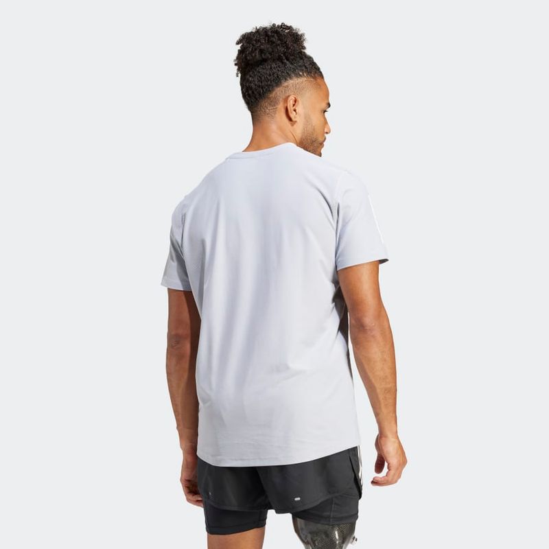 IN1501_5_APPAREL_On Model_Back View_grey.jpg
