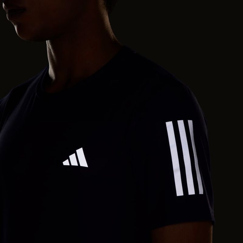 IN1502_9_APPAREL_On-Model_Detail-View-3_grey.jpg