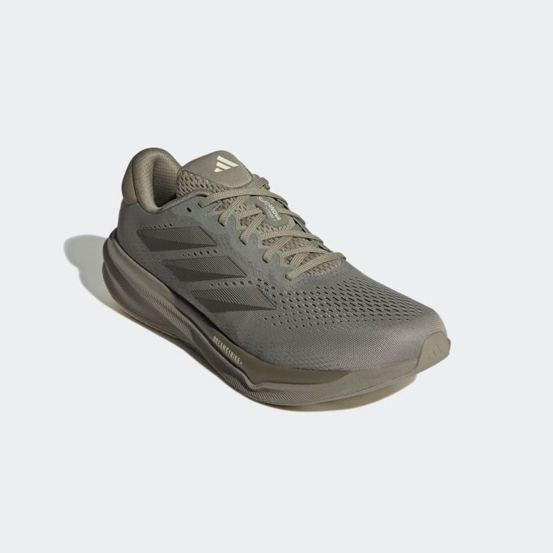 IH8646_6_FOOTWEAR_Photography_Front Lateral Top View_grey.jpg