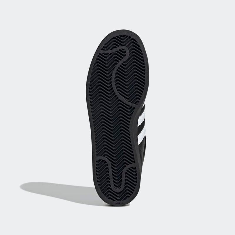 JI0079_4_FOOTWEAR_Photography_Bottom View_grey.jpg