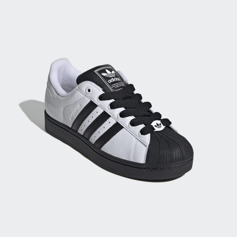 JI0124_6_FOOTWEAR_Photography_Front-Lateral-Top-View_grey.jpg