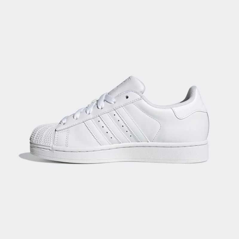 JH7006_5_FOOTWEAR_Photography_Side Medial Center View_grey.jpg