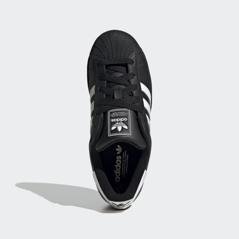 JH7033_3_FOOTWEAR_Photography_Top Portrait View_grey.jpg