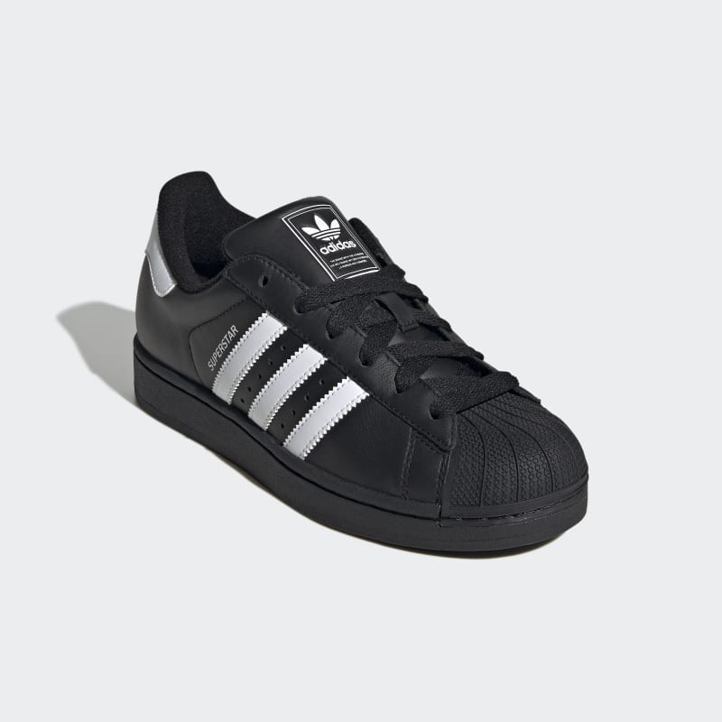 JH7033_6_FOOTWEAR_Photography_Front Lateral Top View_grey.jpg