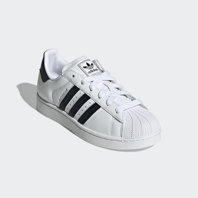 JP9678_6_FOOTWEAR_Photography_Front-Lateral-Top-View_grey.jpg