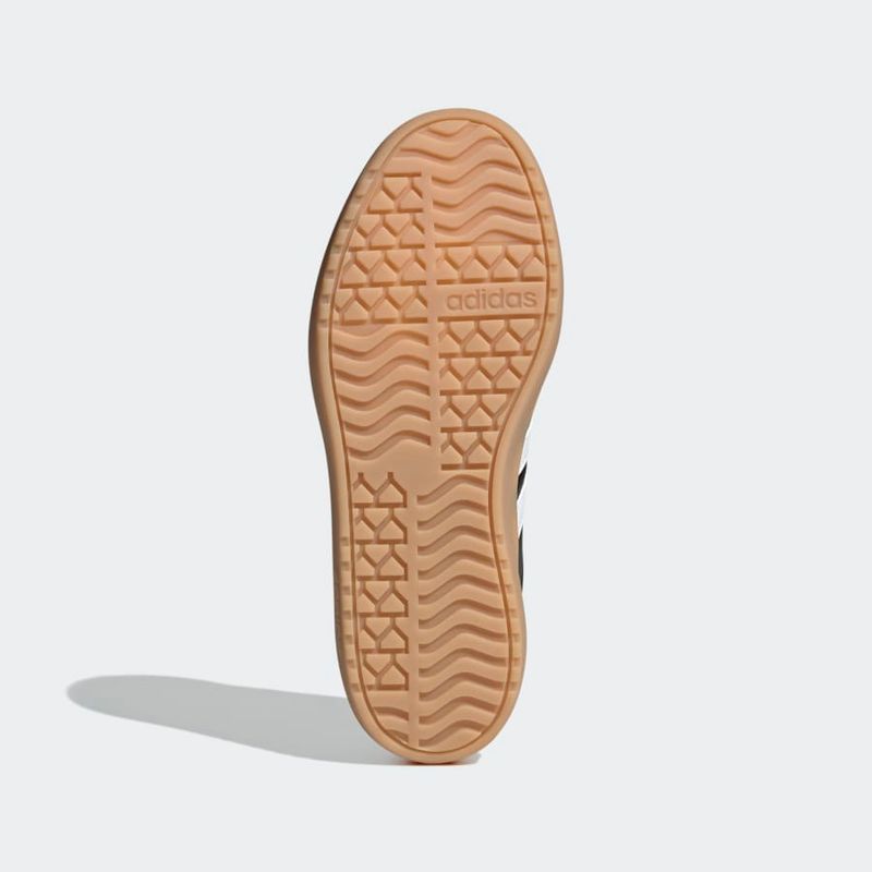 IH3081_4_FOOTWEAR_Photography_Bottom-View_grey.jpg