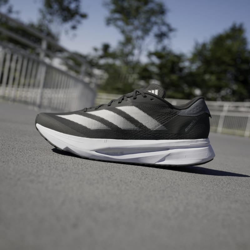 IF6748_18_FOOTWEAR_Photography_HeroMrktng View 7.jpg