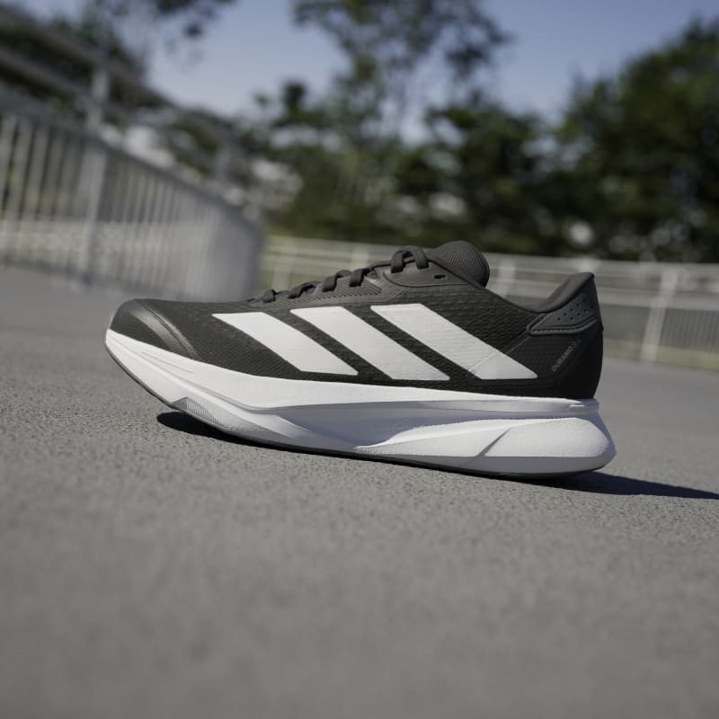 IH8225_20_FOOTWEAR_Photography_HeroMrktng View 7.jpg
