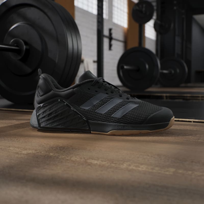 IH8292_15_FOOTWEAR_Photography_HeroMrktng View 3.jpg