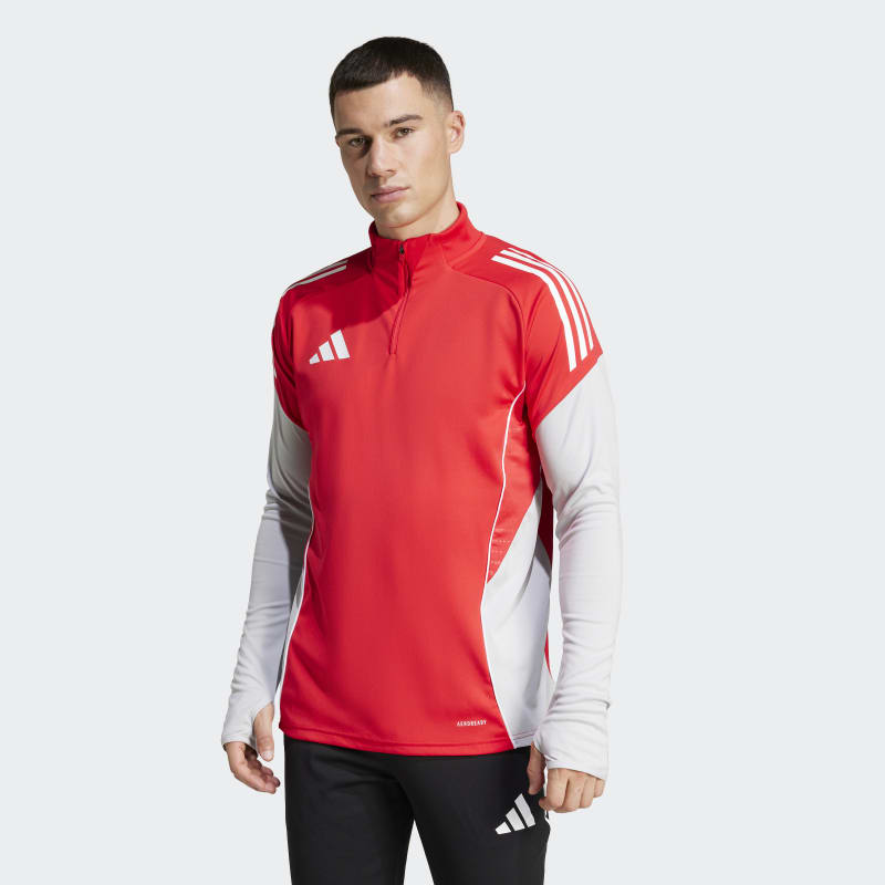 IW0411_2_APPAREL_On Model_Standard View_grey.jpg