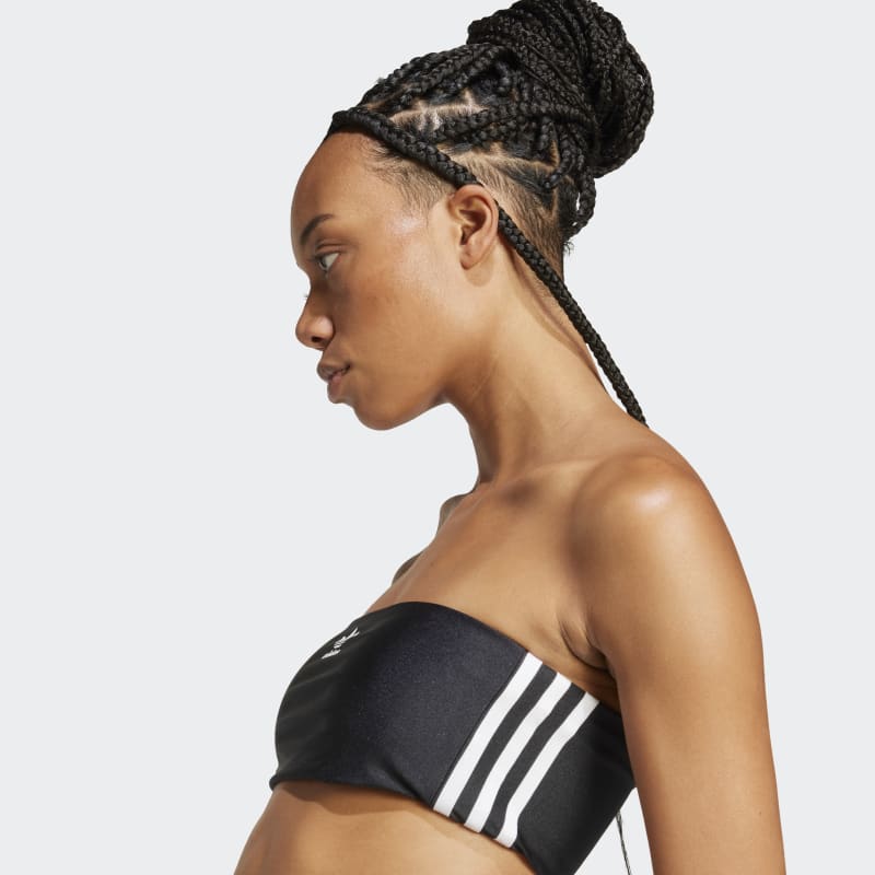 IX7823_7_APPAREL_On Model_Detail View 2_grey.jpg