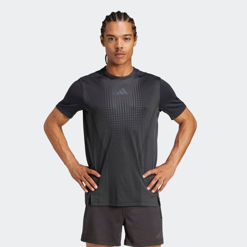 JI8196_3_APPAREL_On-Model_Standard-View_grey.jpg