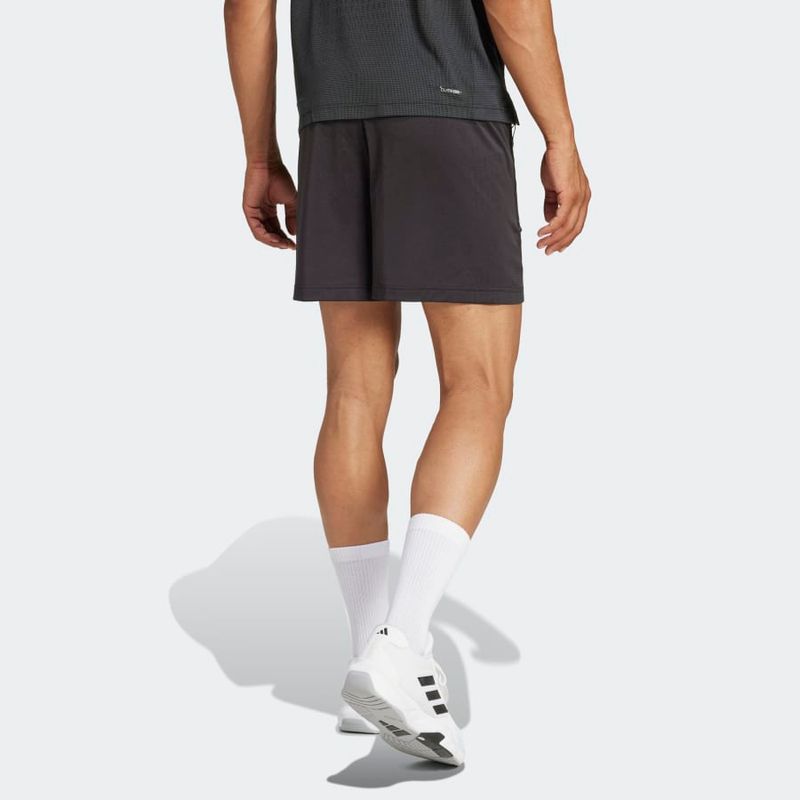 JI8193_4_APPAREL_On-Model_Back-View_grey.jpg