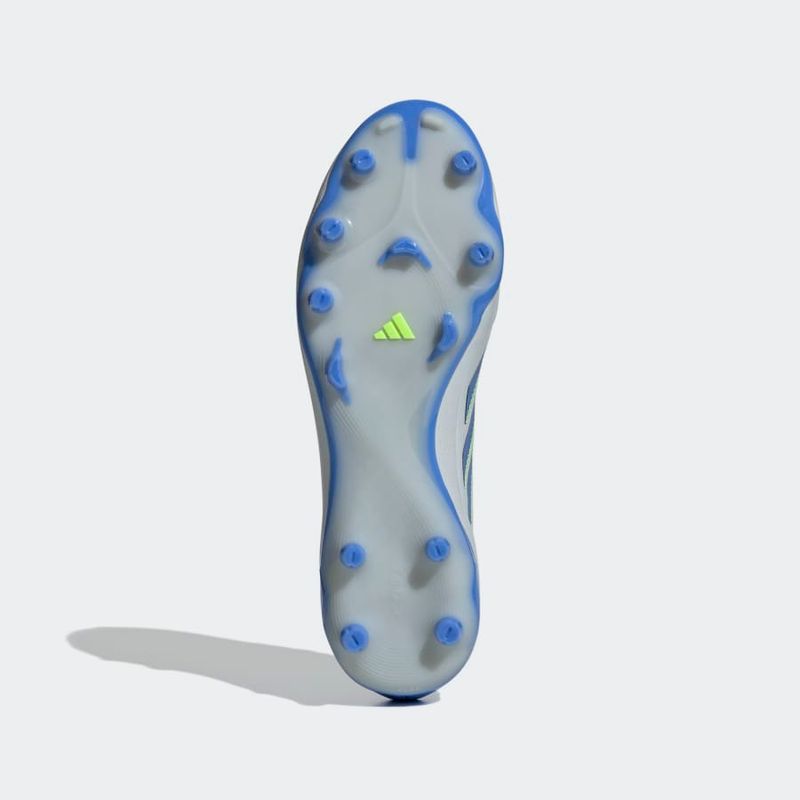 ID9050_3_FOOTWEAR_Photography_Bottom-View_grey.jpg