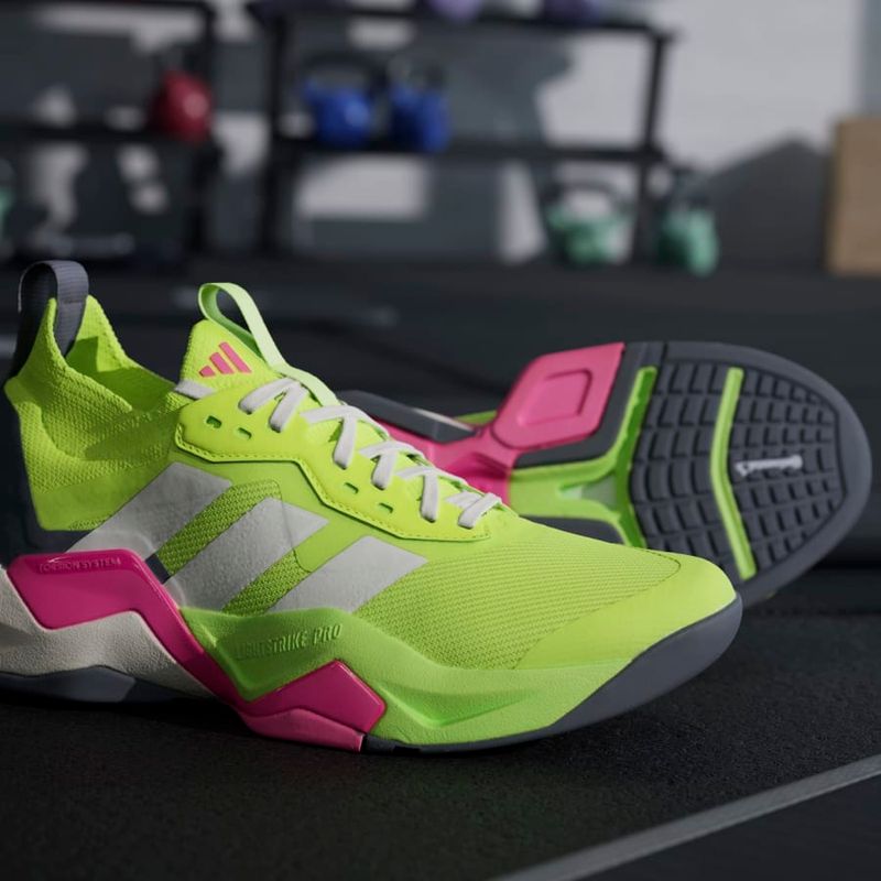 JI3904_23_FOOTWEAR_Photography_HeroMrktng-View-11.jpg
