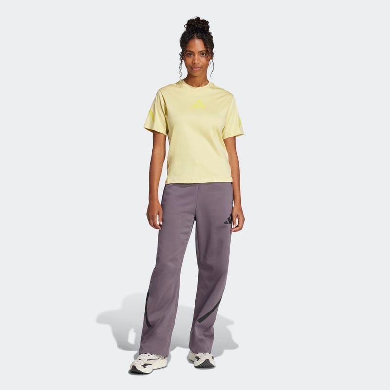 JC5400_5_APPAREL_On-Model_Standard-Outfit-View_grey--2-.jpg