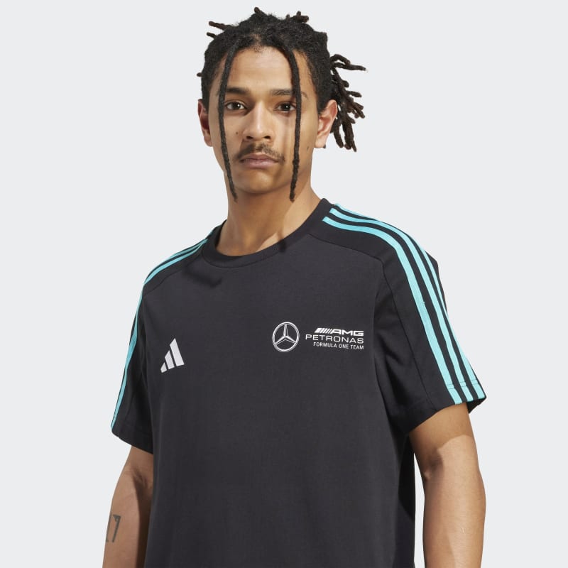 JV5425_6_APPAREL_On-Model_Detail-View-1_grey.jpg