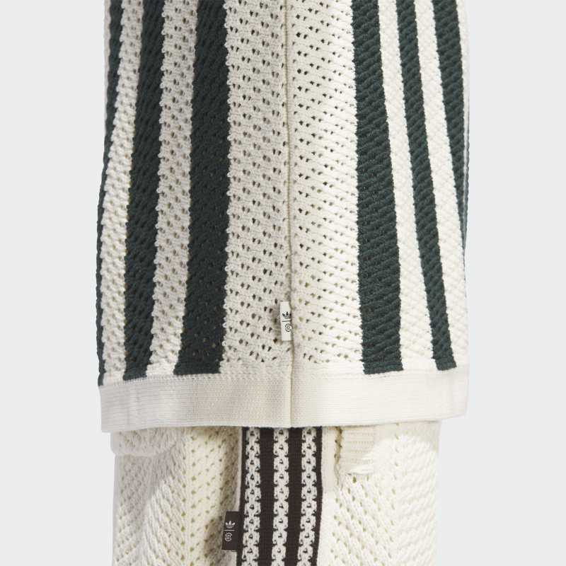 JP1615_8_APPAREL_On-Model_Detail-View-2_grey