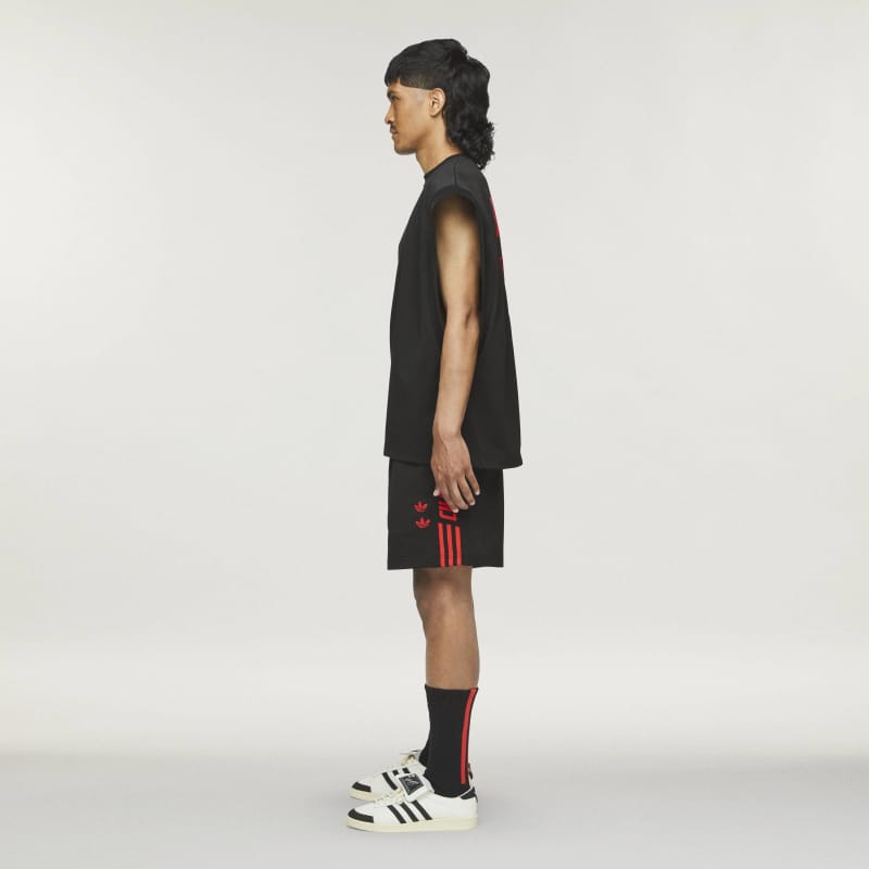 KB7236_5_APPAREL_On-Model_Side-View_grey