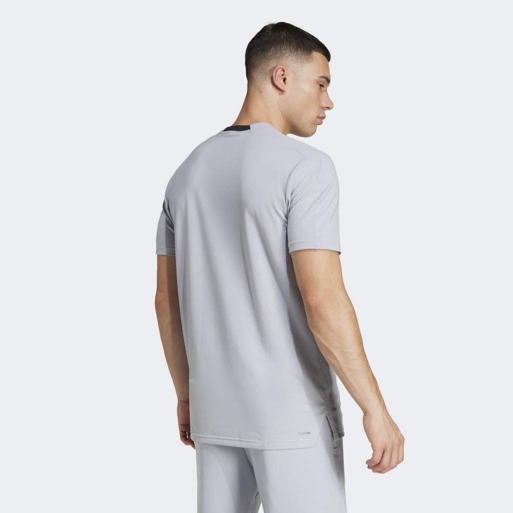 Suéter Designed 4 Training Con 3 Rayas JP0918 - Training Hombre